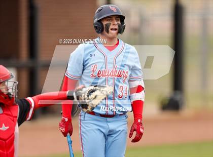 Thumbnail 1 in Lewisburg vs. Petal photogallery.
