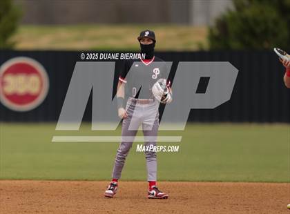 Thumbnail 1 in Lewisburg vs. Petal photogallery.