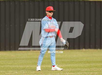 Thumbnail 1 in Lewisburg vs. Petal photogallery.