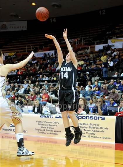 Thumbnail 1 in Stockdale vs. Clovis West (CIF CS D1 Final) photogallery.