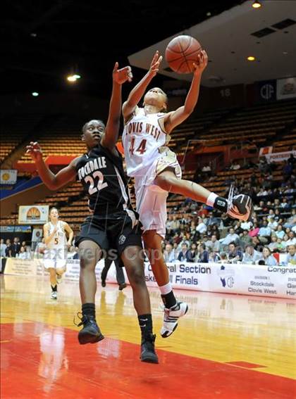 Thumbnail 1 in Stockdale vs. Clovis West (CIF CS D1 Final) photogallery.