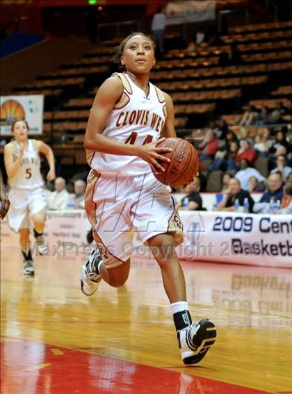 Thumbnail 3 in Stockdale vs. Clovis West (CIF CS D1 Final) photogallery.
