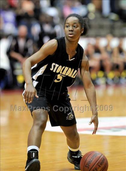 Thumbnail 1 in Stockdale vs. Clovis West (CIF CS D1 Final) photogallery.