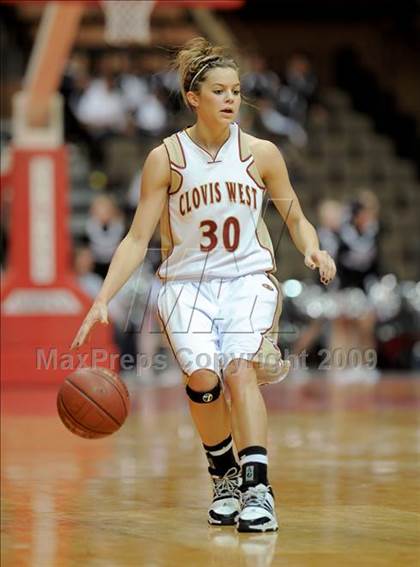 Thumbnail 1 in Stockdale vs. Clovis West (CIF CS D1 Final) photogallery.
