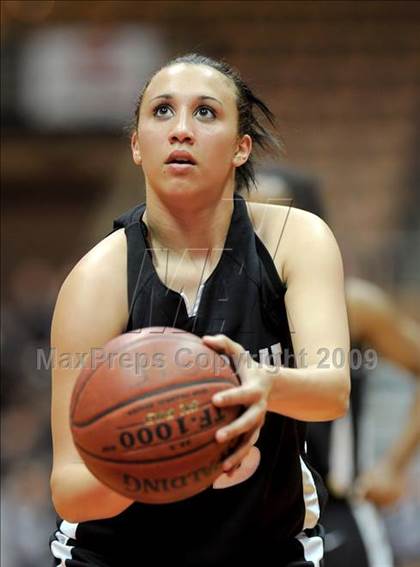 Thumbnail 2 in Stockdale vs. Clovis West (CIF CS D1 Final) photogallery.