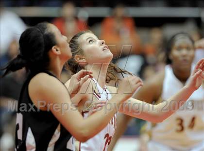 Thumbnail 1 in Stockdale vs. Clovis West (CIF CS D1 Final) photogallery.