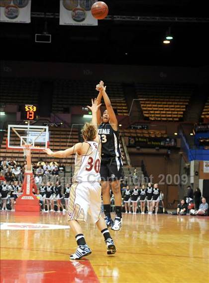 Thumbnail 2 in Stockdale vs. Clovis West (CIF CS D1 Final) photogallery.