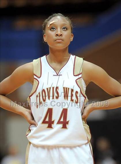 Thumbnail 3 in Stockdale vs. Clovis West (CIF CS D1 Final) photogallery.