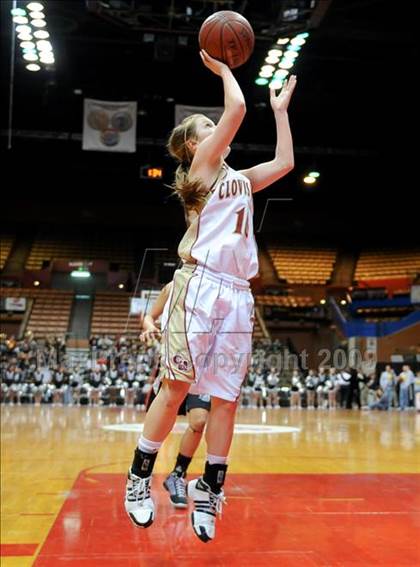 Thumbnail 2 in Stockdale vs. Clovis West (CIF CS D1 Final) photogallery.