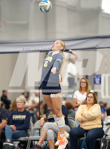 Thumbnail 3 in Clarkston vs. Riverview photogallery.