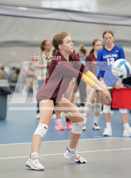 Thumbnail 3 in Clarkston vs. Riverview photogallery.