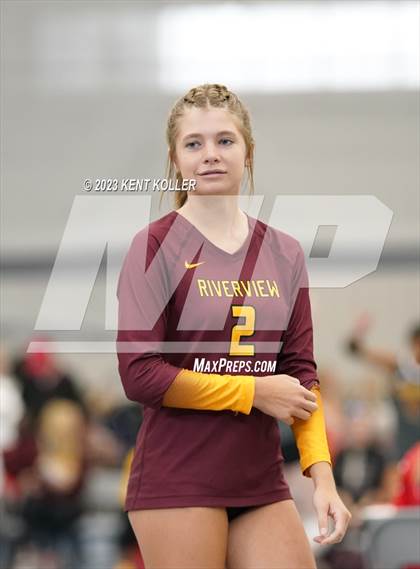 Thumbnail 2 in Clarkston vs. Riverview photogallery.