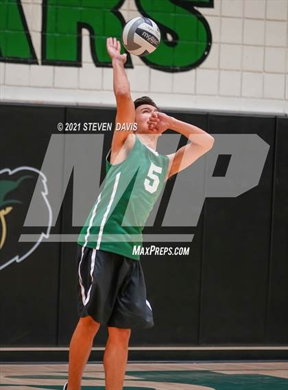 Thumbnail 3 in Tucson High Magnet School @ Basha photogallery.