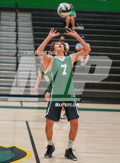 Thumbnail 1 in Tucson High Magnet School @ Basha photogallery.