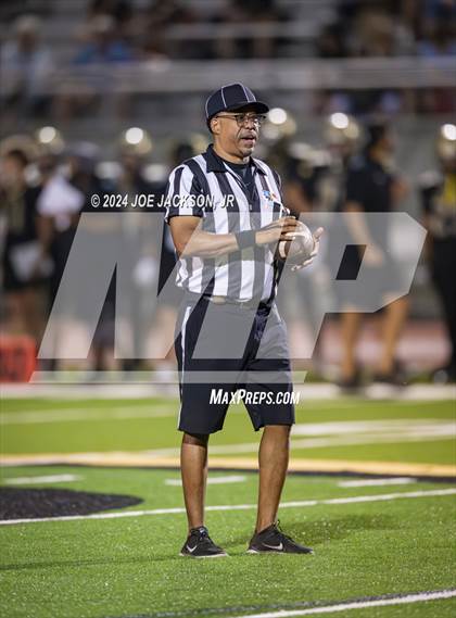 Thumbnail 3 in Basha vs Hamilton photogallery.