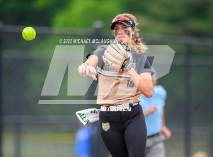 Thumbnail 3 in Webster Schroeder vs. Vestal (NYSPHSAA Class A Final) photogallery.