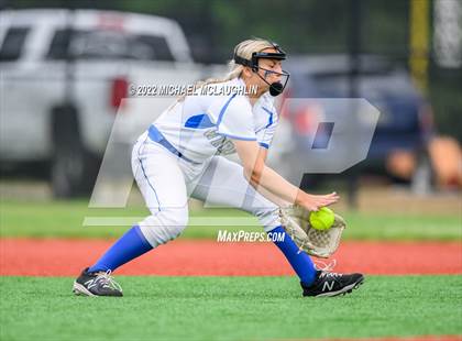 Thumbnail 2 in Webster Schroeder vs. Vestal (NYSPHSAA Class A Final) photogallery.