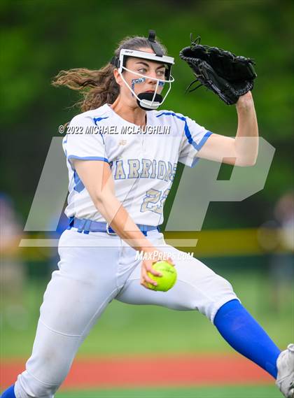 Thumbnail 2 in Webster Schroeder vs. Vestal (NYSPHSAA Class A Final) photogallery.