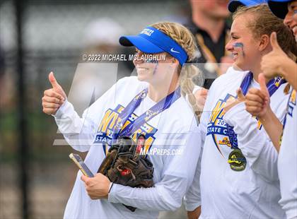 Thumbnail 2 in Webster Schroeder vs. Vestal (NYSPHSAA Class A Final) photogallery.