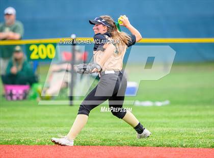 Thumbnail 1 in Webster Schroeder vs. Vestal (NYSPHSAA Class A Final) photogallery.