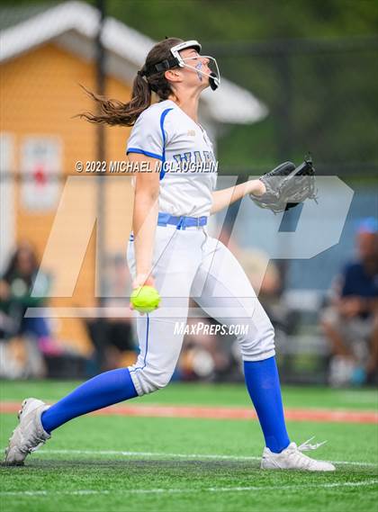 Thumbnail 3 in Webster Schroeder vs. Vestal (NYSPHSAA Class A Final) photogallery.