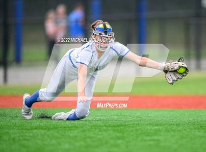 Thumbnail 3 in Webster Schroeder vs. Vestal (NYSPHSAA Class A Final) photogallery.