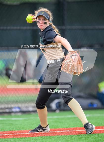 Thumbnail 3 in Webster Schroeder vs. Vestal (NYSPHSAA Class A Final) photogallery.
