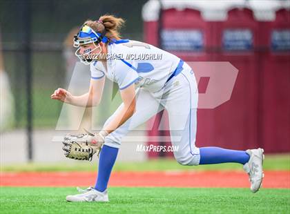 Thumbnail 3 in Webster Schroeder vs. Vestal (NYSPHSAA Class A Final) photogallery.