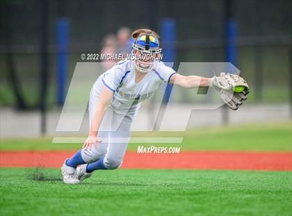 Thumbnail 2 in Webster Schroeder vs. Vestal (NYSPHSAA Class A Final) photogallery.