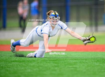 Thumbnail 1 in Webster Schroeder vs. Vestal (NYSPHSAA Class A Final) photogallery.