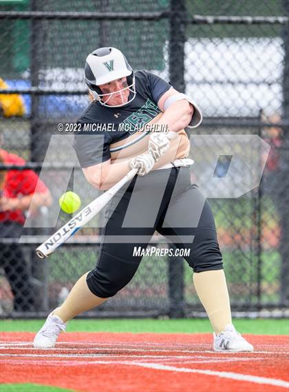 Thumbnail 2 in Webster Schroeder vs. Vestal (NYSPHSAA Class A Final) photogallery.