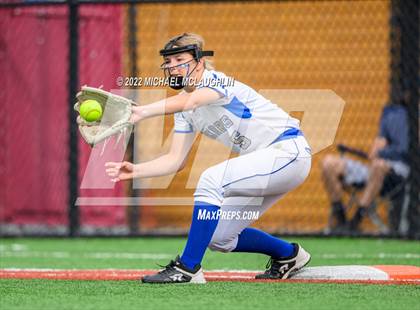 Thumbnail 3 in Webster Schroeder vs. Vestal (NYSPHSAA Class A Final) photogallery.