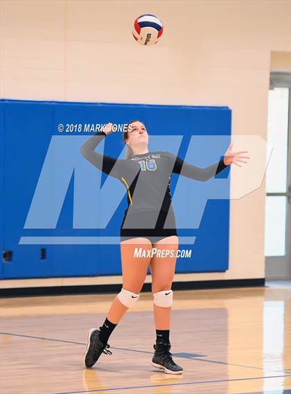 Thumbnail 2 in Phoenix Country Day vs Camelback (PCDS Desert Classic) photogallery.