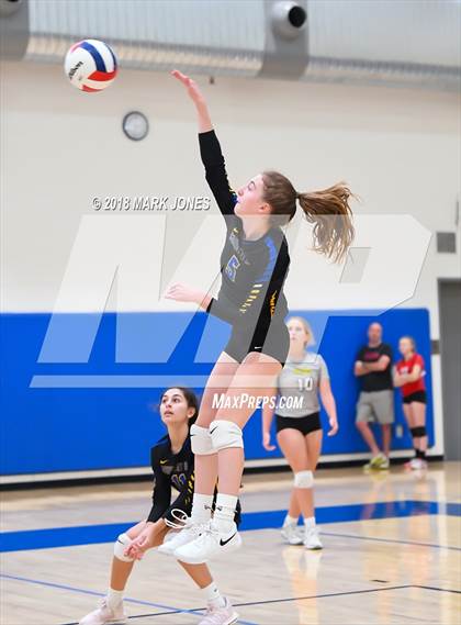 Thumbnail 3 in Phoenix Country Day vs Camelback (PCDS Desert Classic) photogallery.