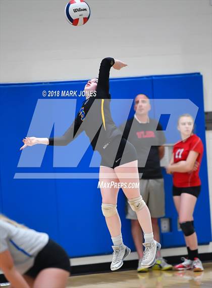 Thumbnail 2 in Phoenix Country Day vs Camelback (PCDS Desert Classic) photogallery.