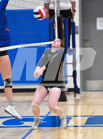 Thumbnail 2 in Phoenix Country Day vs Camelback (PCDS Desert Classic) photogallery.