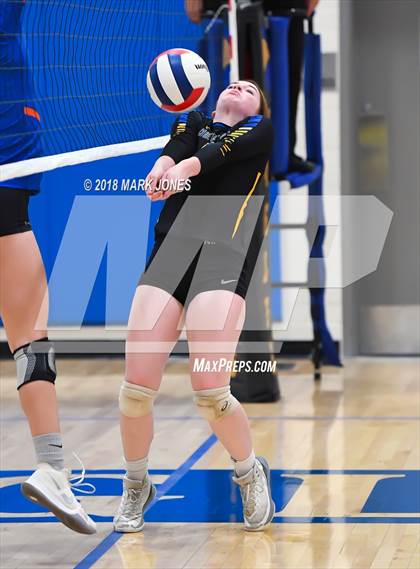 Thumbnail 3 in Phoenix Country Day vs Camelback (PCDS Desert Classic) photogallery.