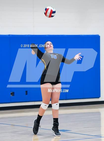 Thumbnail 2 in Phoenix Country Day vs Camelback (PCDS Desert Classic) photogallery.