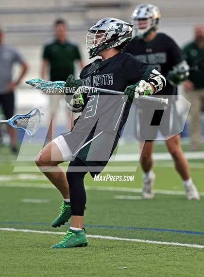 Thumbnail 2 in Mountain Vista vs Valor Christian (CHSAA 5A Championship) photogallery.