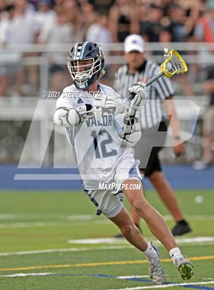 Thumbnail 3 in Mountain Vista vs Valor Christian (CHSAA 5A Championship) photogallery.