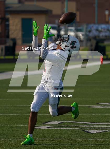 Thumbnail 3 in Lawrence North @ Avon photogallery.