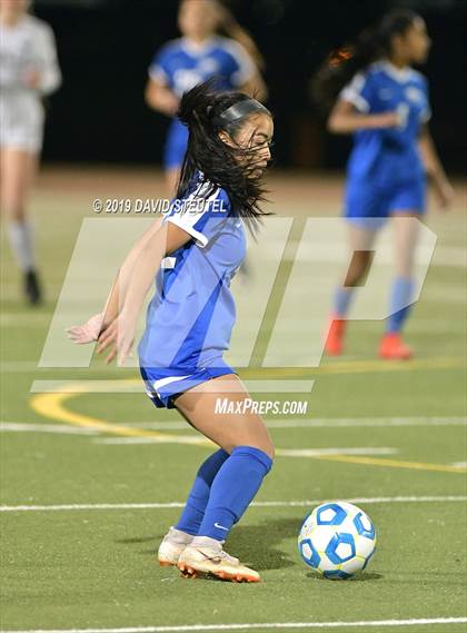 Thumbnail 3 in Vista del Lago vs. Sierra (CIF SJS D3 Final) photogallery.