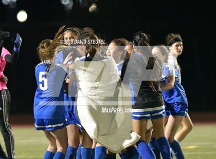 Thumbnail 2 in Vista del Lago vs. Sierra (CIF SJS D3 Final) photogallery.