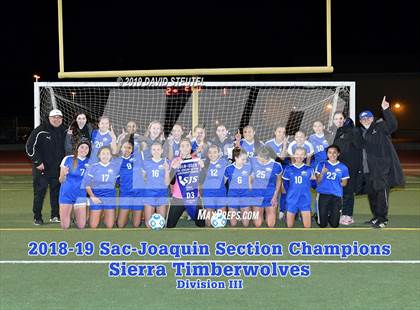 Thumbnail 3 in Vista del Lago vs. Sierra (CIF SJS D3 Final) photogallery.