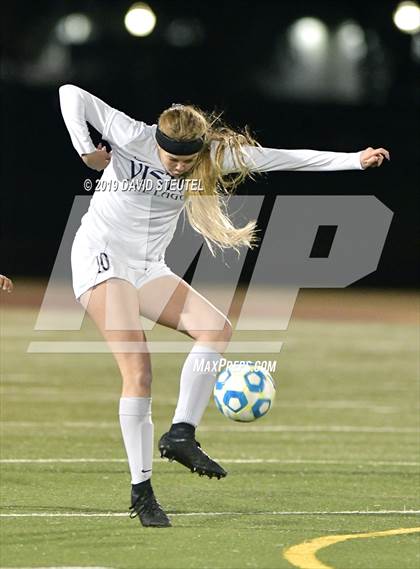 Thumbnail 2 in Vista del Lago vs. Sierra (CIF SJS D3 Final) photogallery.