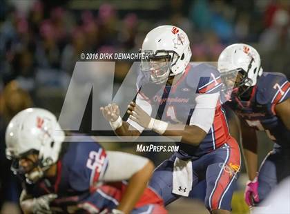 Thumbnail 3 in North @ Leuzinger photogallery.