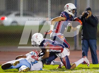 Thumbnail 3 in North @ Leuzinger photogallery.