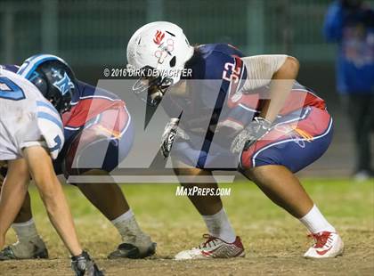 Thumbnail 3 in North @ Leuzinger photogallery.
