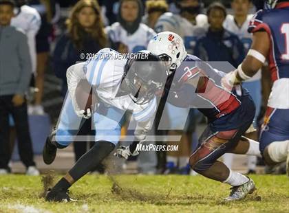 Thumbnail 2 in North @ Leuzinger photogallery.