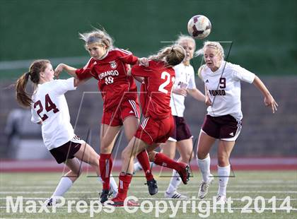 Thumbnail 2 in Ponderosa vs. Durango (CHSAA 4A Playoff First Round) photogallery.